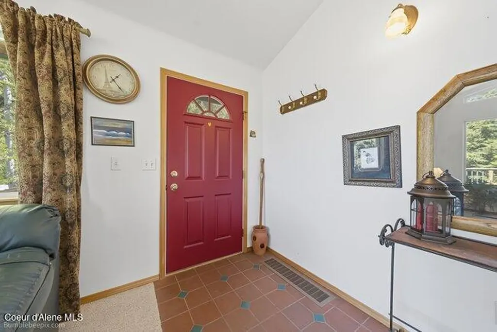 407 Spyglass Hill Road Careywood ID 83809