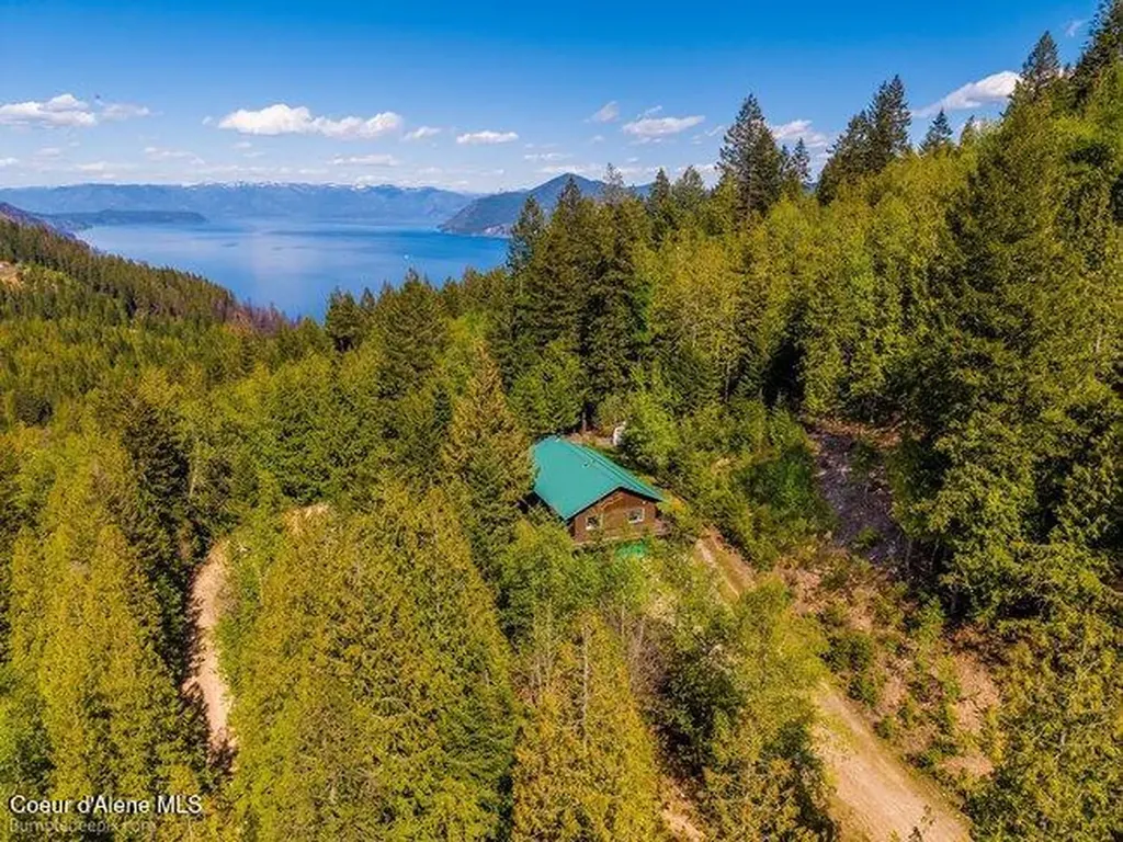 407 Spyglass Hill Road Careywood ID 83809
