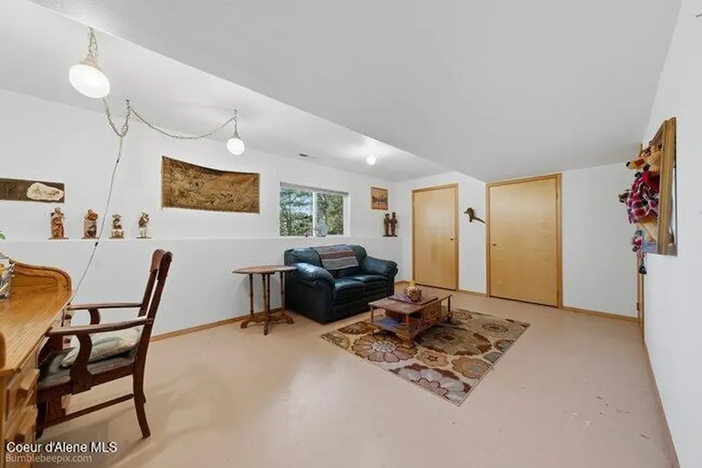 407 Spyglass Hill Road Careywood ID 83809