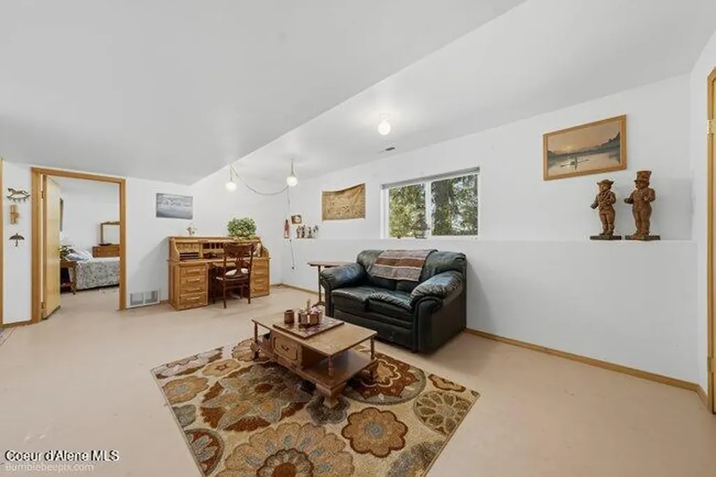 407 Spyglass Hill Road Careywood ID 83809
