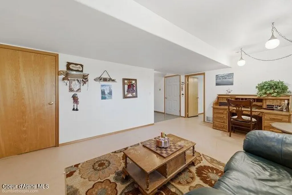 407 Spyglass Hill Road Careywood ID 83809