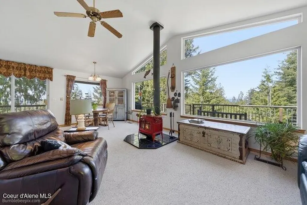 407 Spyglass Hill Road Careywood ID 83809