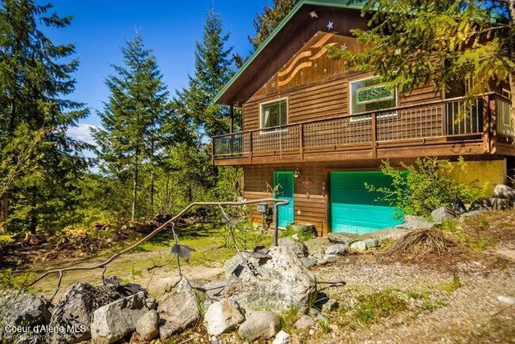 407 Spyglass Hill Road Careywood ID 83809