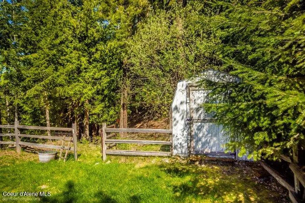 407 Spyglass Hill Road Careywood ID 83809