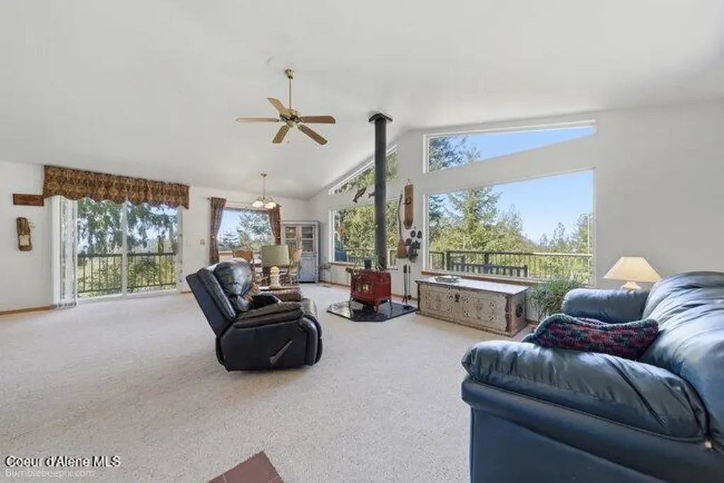 407 Spyglass Hill Road Careywood ID 83809