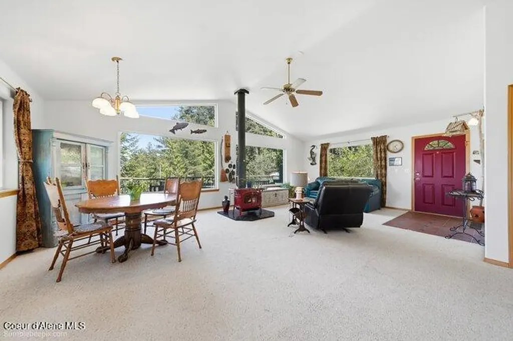 407 Spyglass Hill Road Careywood ID 83809