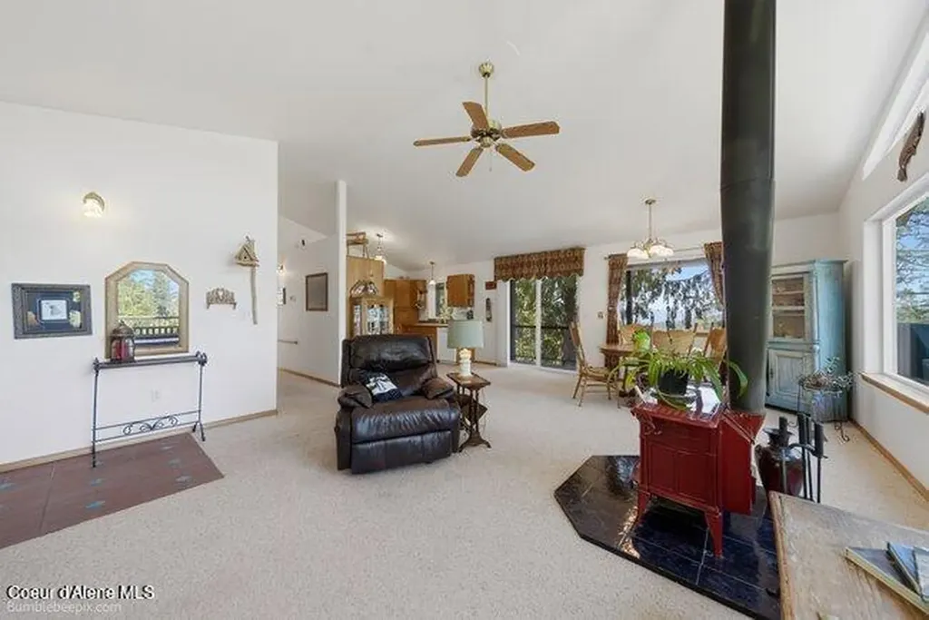 407 Spyglass Hill Road Careywood ID 83809