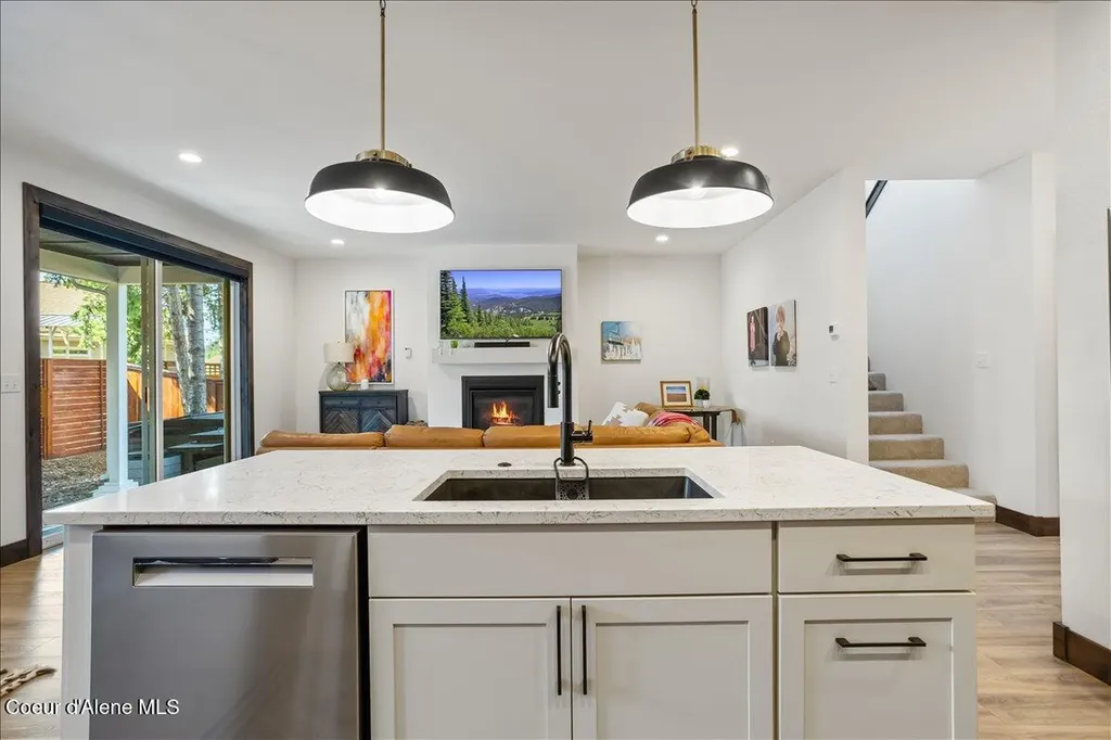 207 Madera Drive Sandpoint ID 83864
