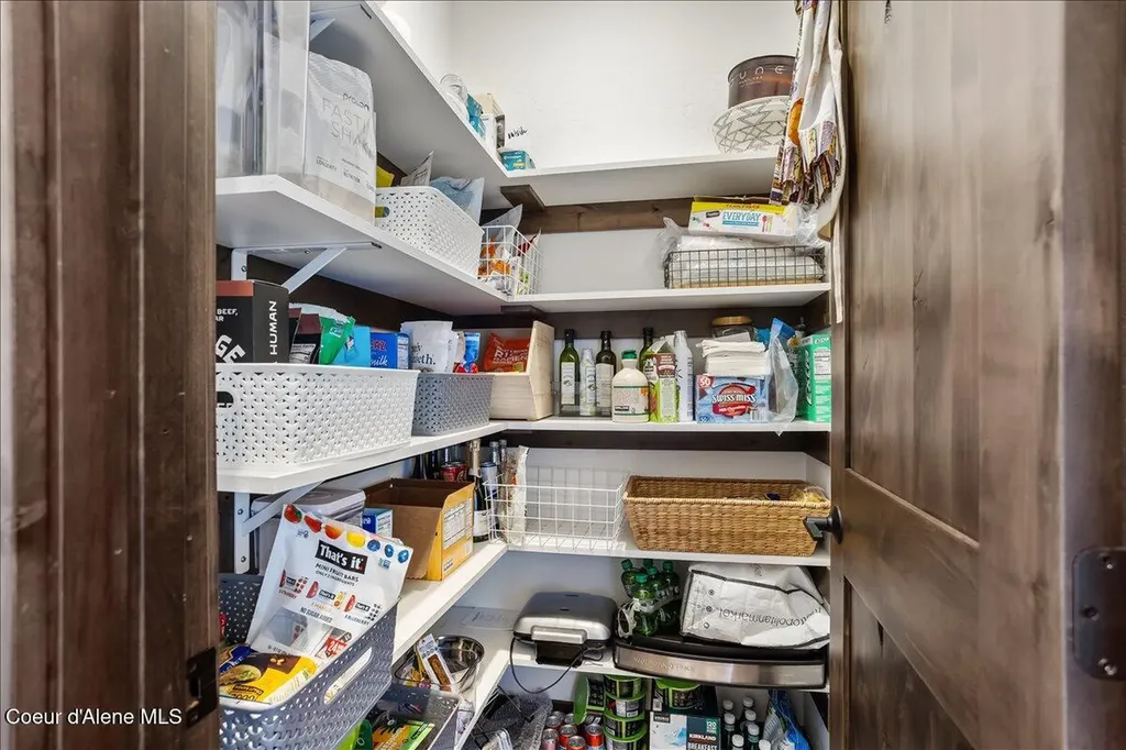207 Madera Drive Sandpoint ID 83864