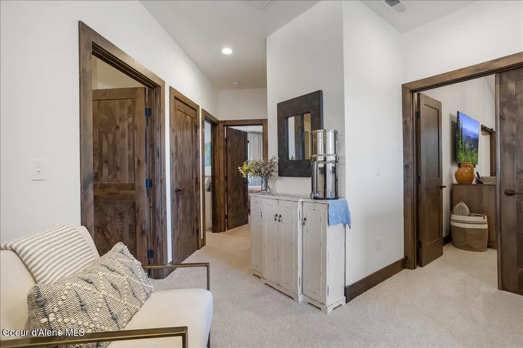 207 Madera Drive Sandpoint ID 83864
