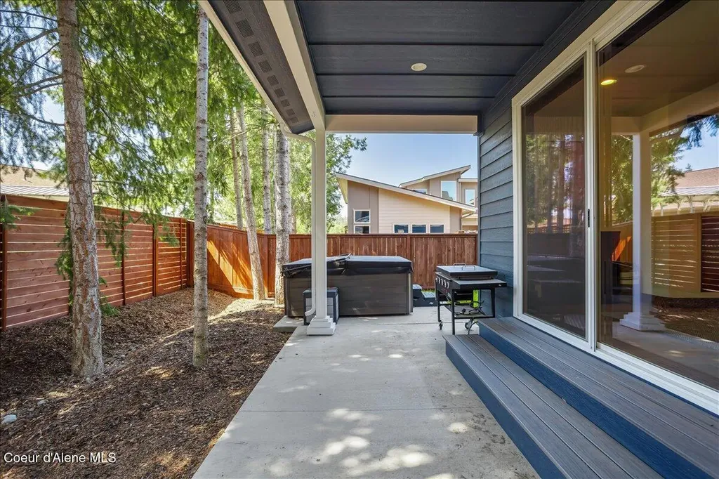 207 Madera Drive Sandpoint ID 83864