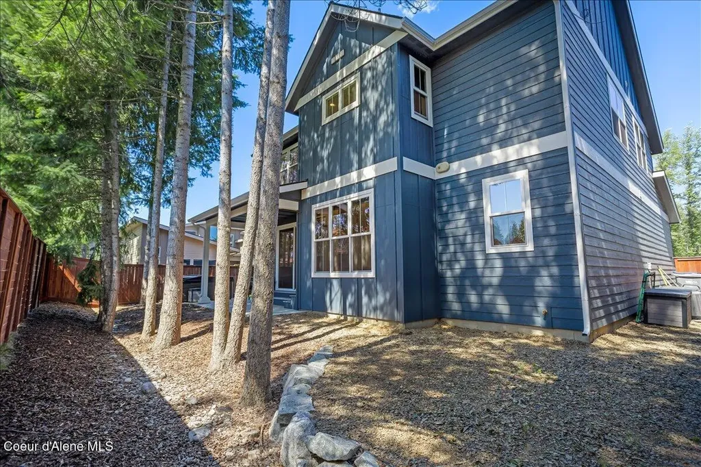 207 Madera Drive Sandpoint ID 83864