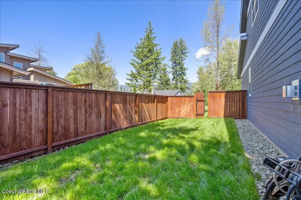 207 Madera Drive Sandpoint ID 83864