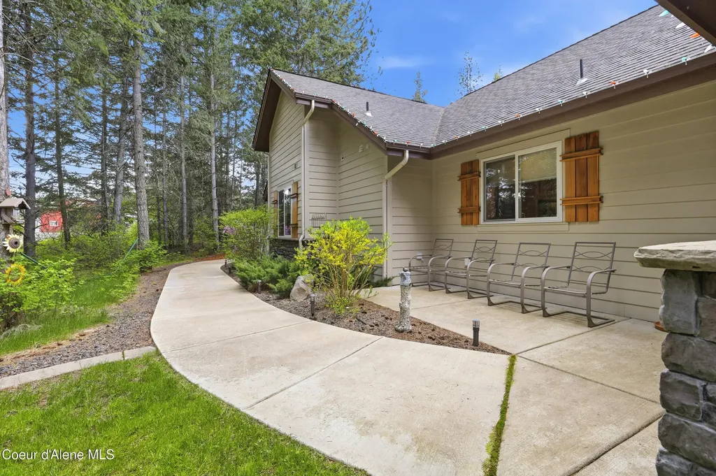 15183 N Morgan Lane Hayden ID 83835