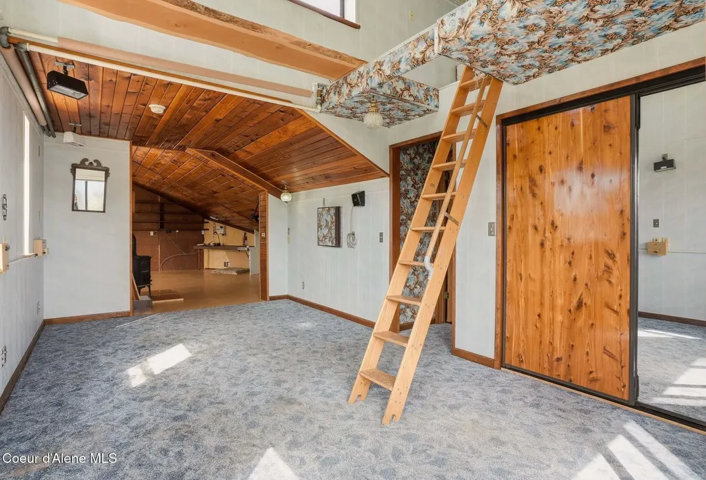 1395 Rolling Thunder Ridge Road Sandpoint ID 83864