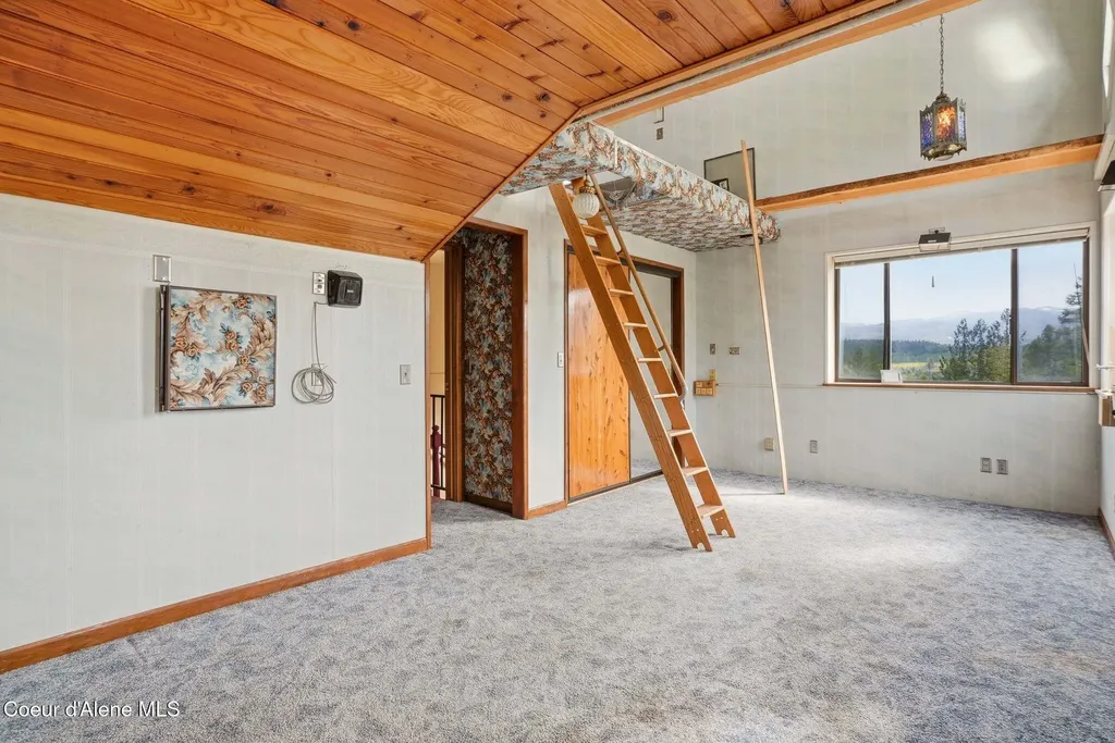 1395 Rolling Thunder Ridge Road Sandpoint ID 83864