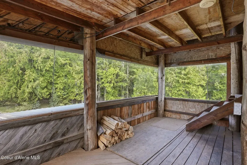 1395 Rolling Thunder Ridge Road Sandpoint ID 83864