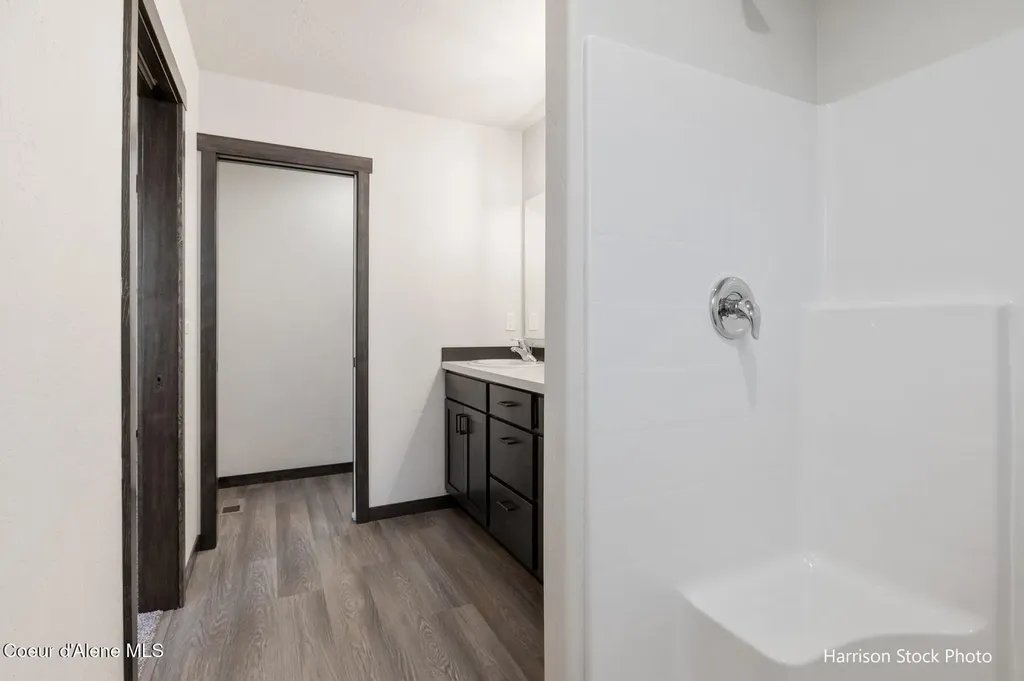11699 N Simmons Lane Rathdrum ID 83858