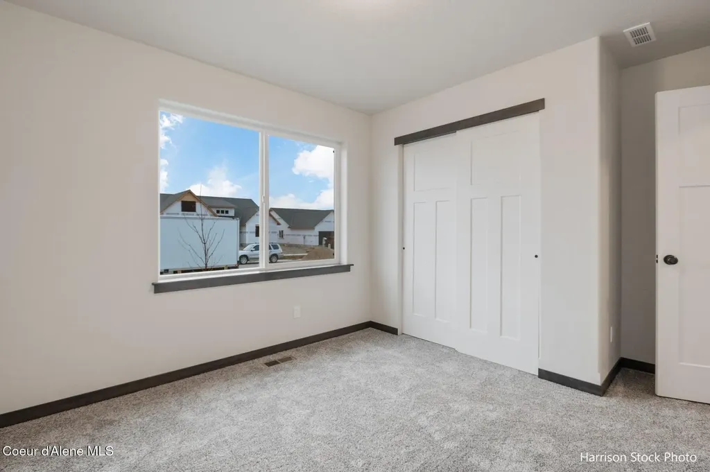 11699 N Simmons Lane Rathdrum ID 83858