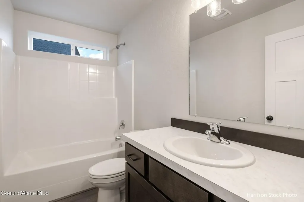 11699 N Simmons Lane Rathdrum ID 83858