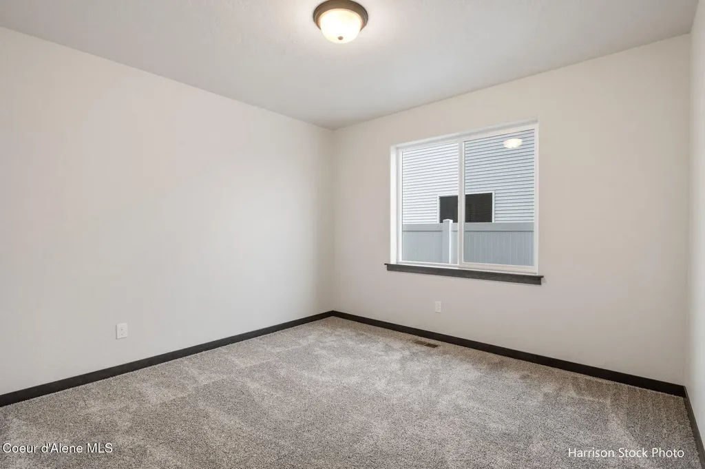 11699 N Simmons Lane Rathdrum ID 83858