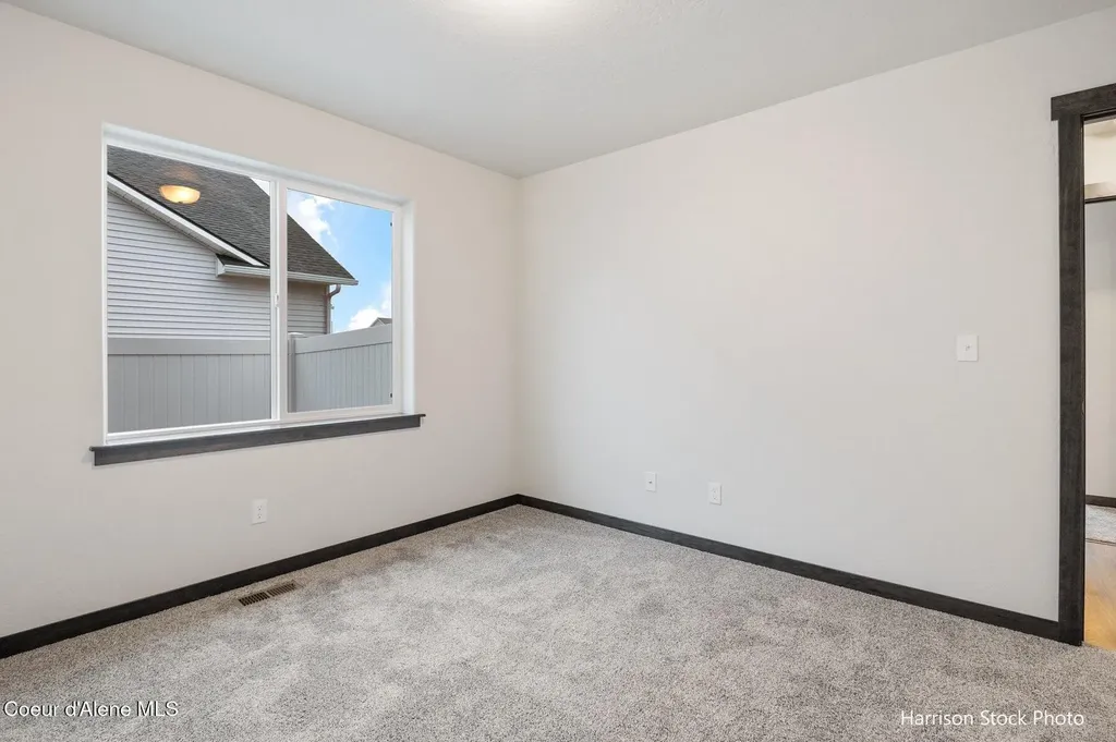 11699 N Simmons Lane Rathdrum ID 83858