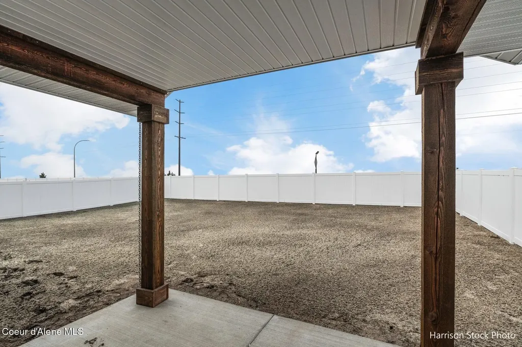 11699 N Simmons Lane Rathdrum ID 83858