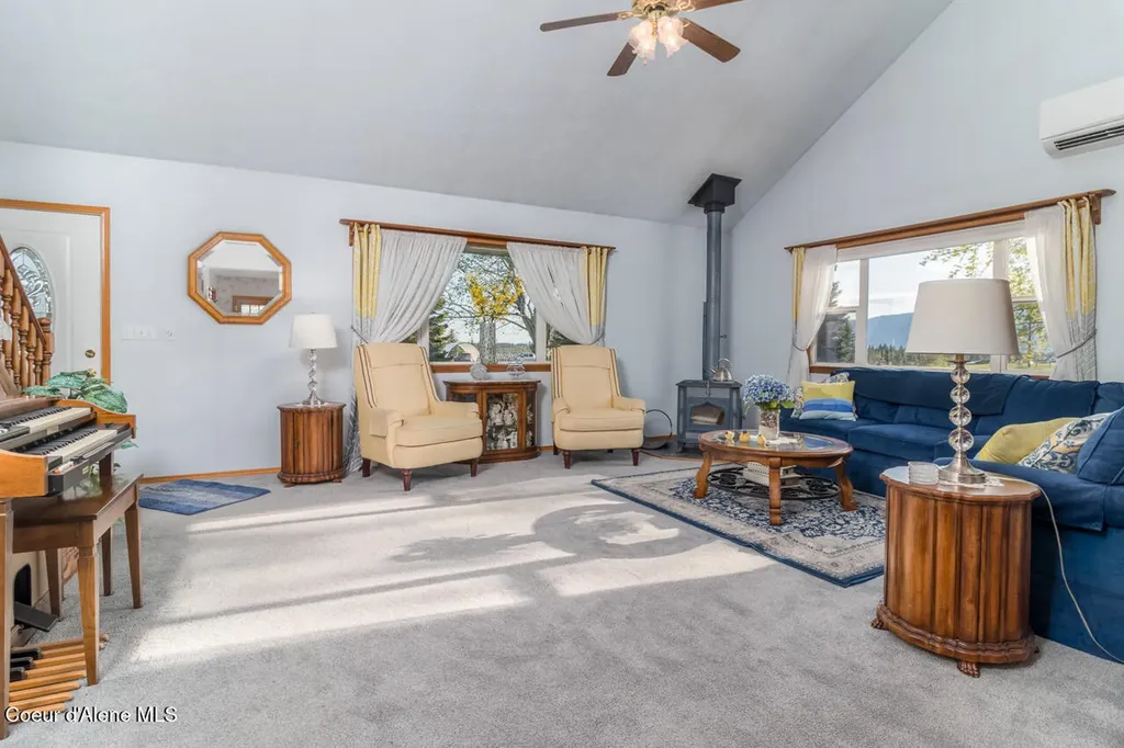 407 Fawn Lane Bonners Ferry ID 83805