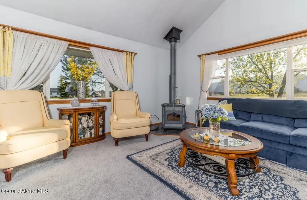 407 Fawn Lane Bonners Ferry ID 83805