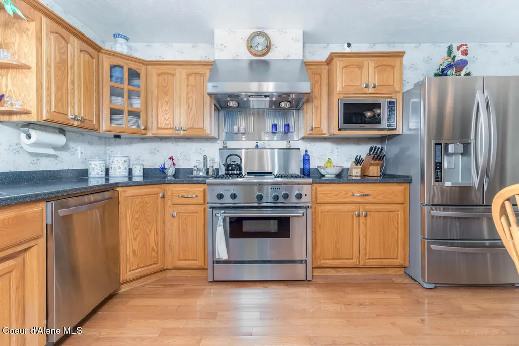 407 Fawn Lane Bonners Ferry ID 83805