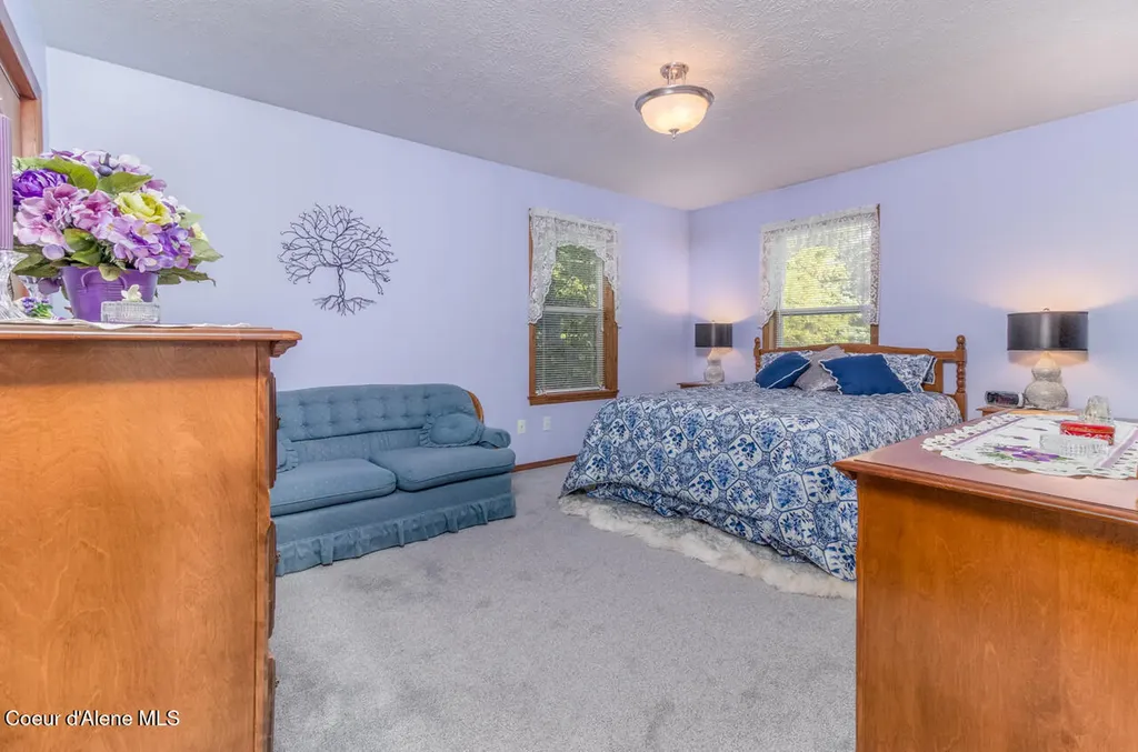 407 Fawn Lane Bonners Ferry ID 83805