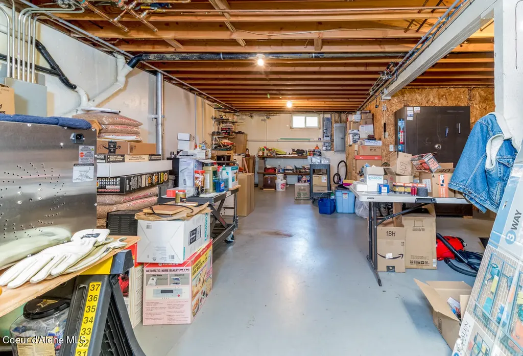 407 Fawn Lane Bonners Ferry ID 83805