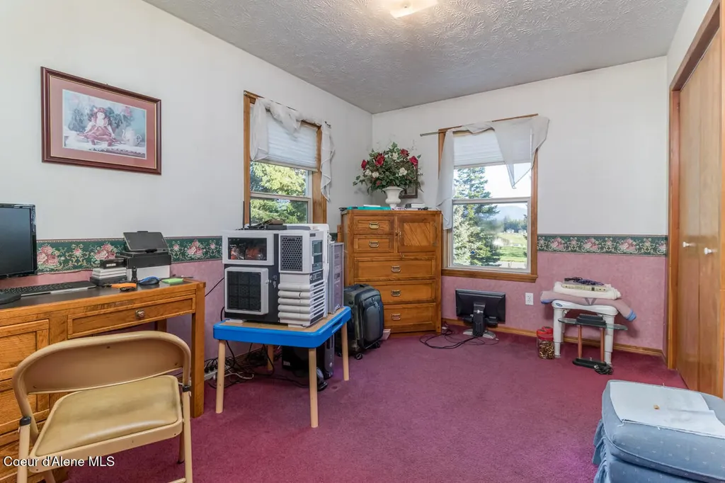 407 Fawn Lane Bonners Ferry ID 83805