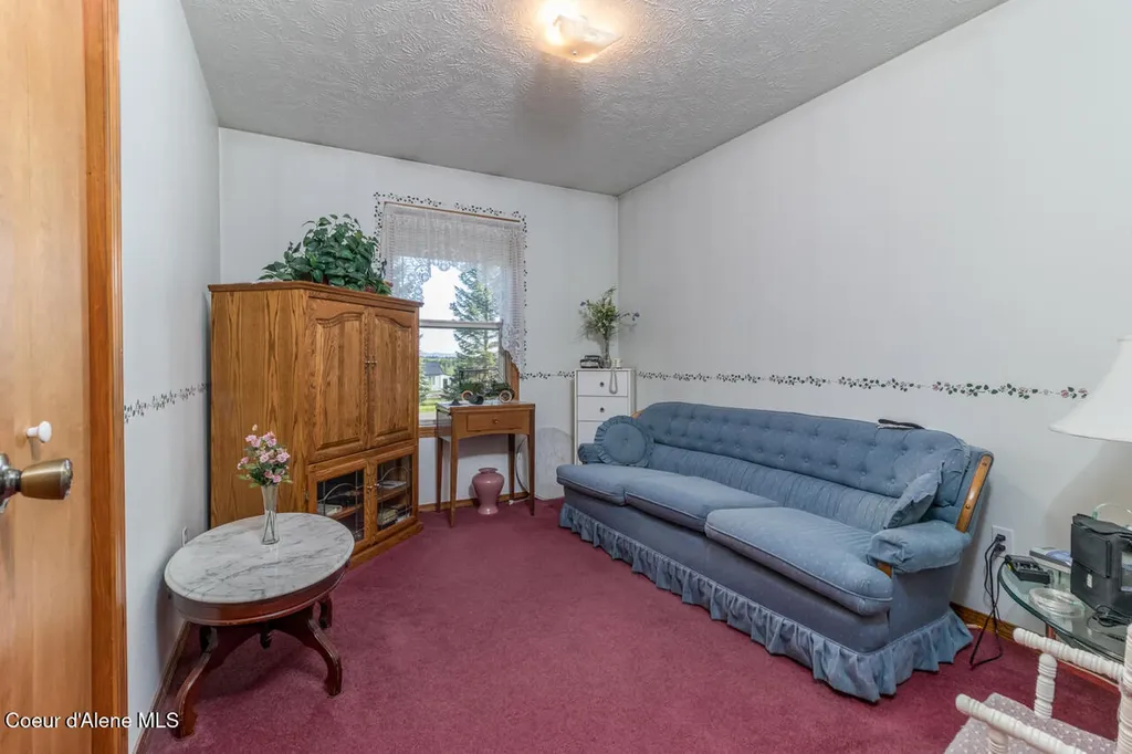 407 Fawn Lane Bonners Ferry ID 83805