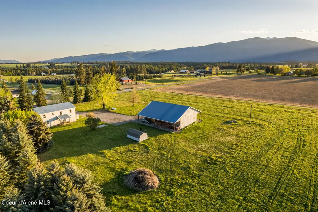 407 Fawn Lane Bonners Ferry ID 83805