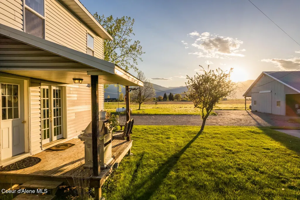 407 Fawn Lane Bonners Ferry ID 83805