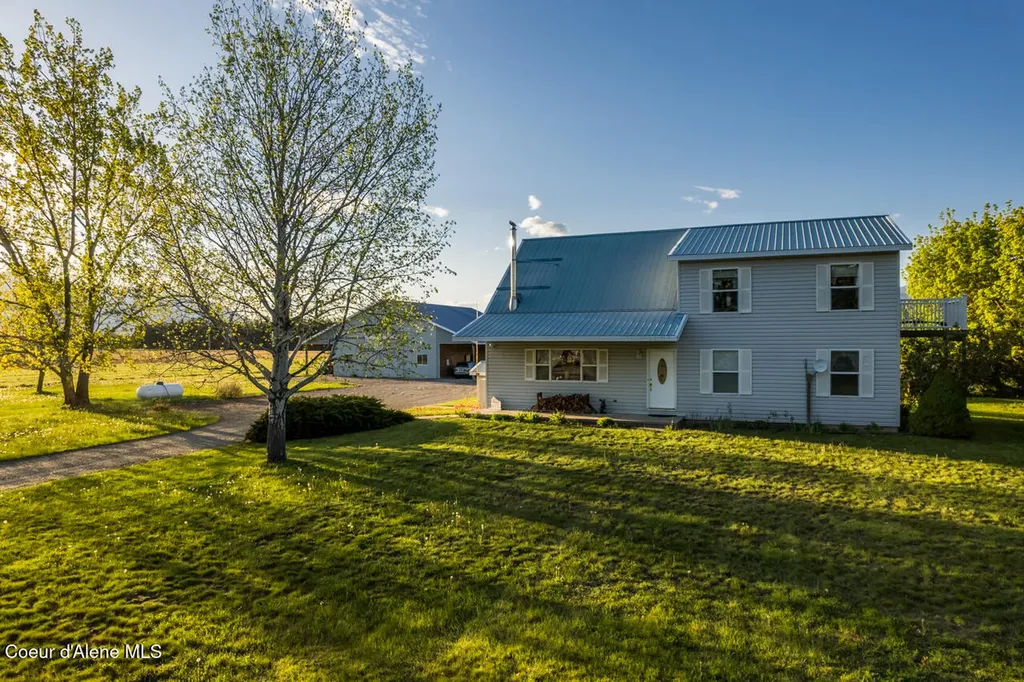 407 Fawn Lane Bonners Ferry ID 83805