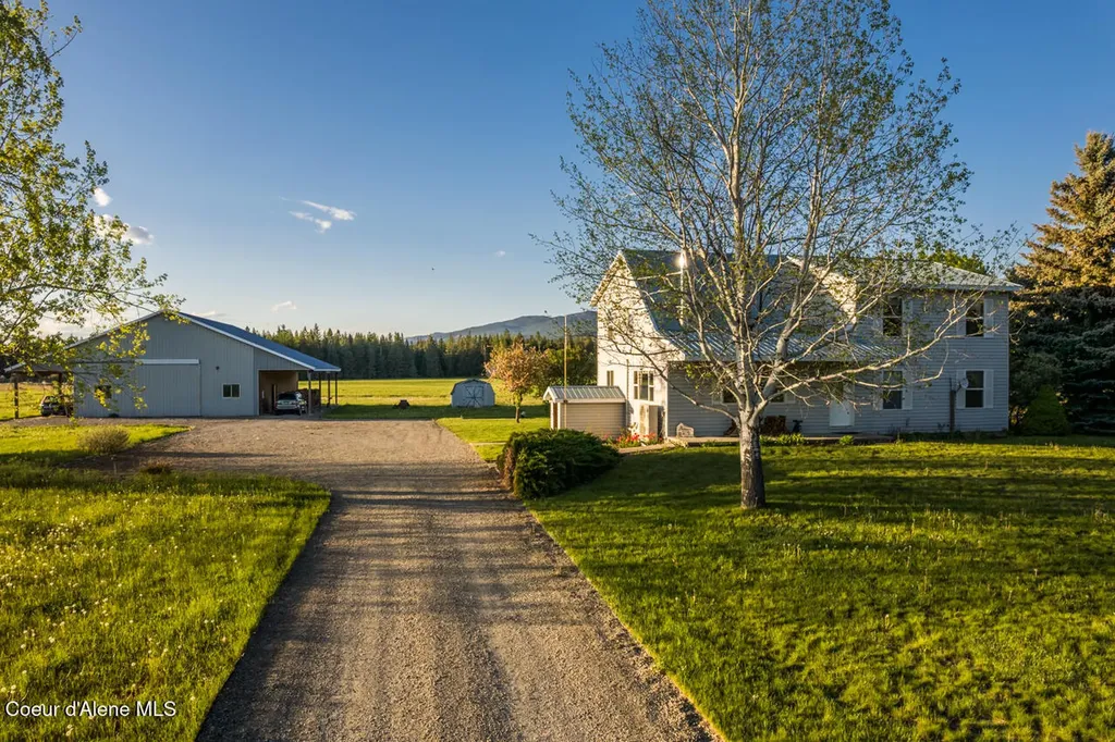 407 Fawn Lane Bonners Ferry ID 83805