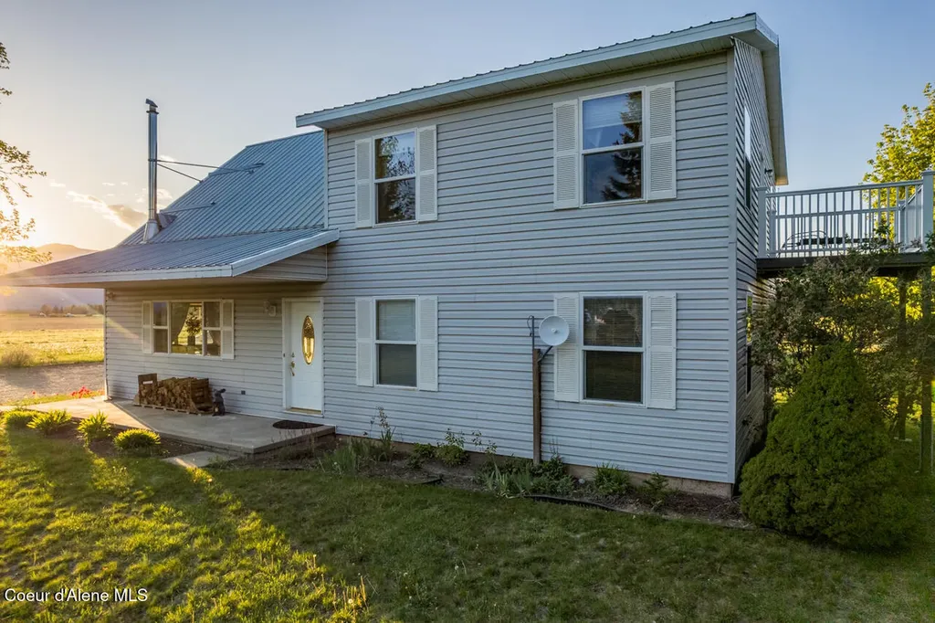 407 Fawn Lane Bonners Ferry ID 83805