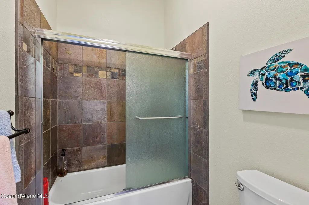 5999 E Roger Drive Post Falls ID 83854
