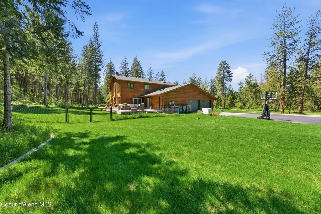 5999 E Roger Drive Post Falls ID 83854