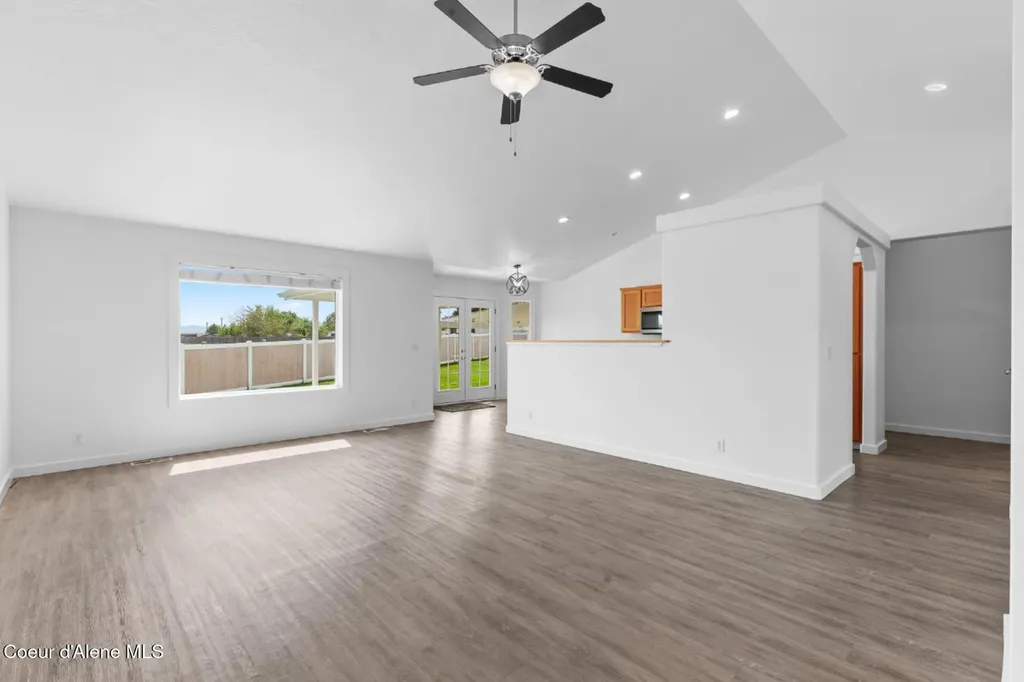 11984 N Stinson Drive Hayden ID 83835