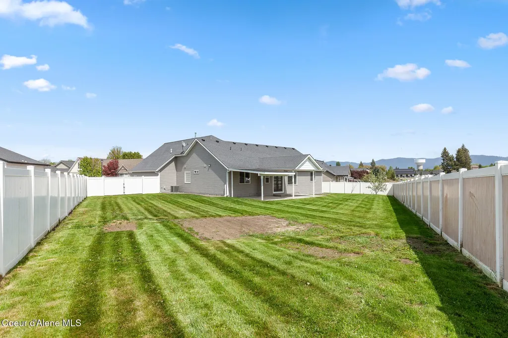 11984 N Stinson Drive Hayden ID 83835