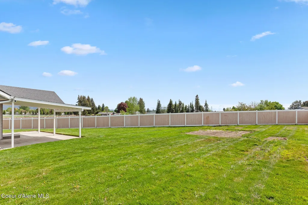 11984 N Stinson Drive Hayden ID 83835