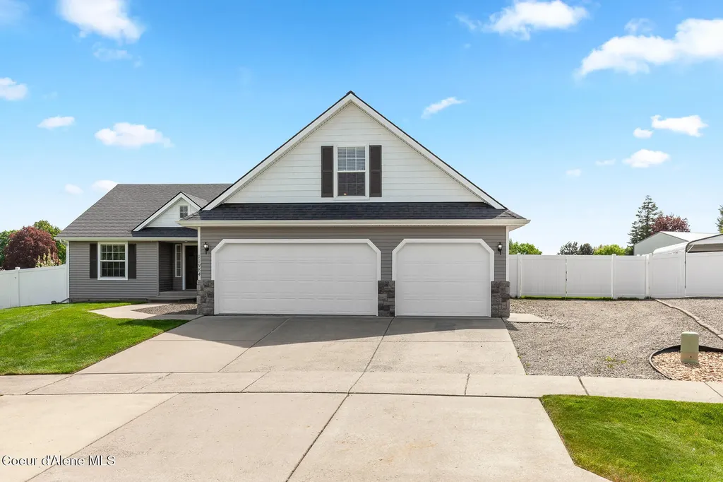 11984 N Stinson Drive Hayden ID 83835