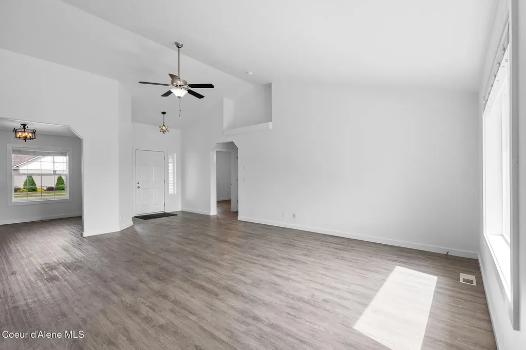 11984 N Stinson Drive Hayden ID 83835