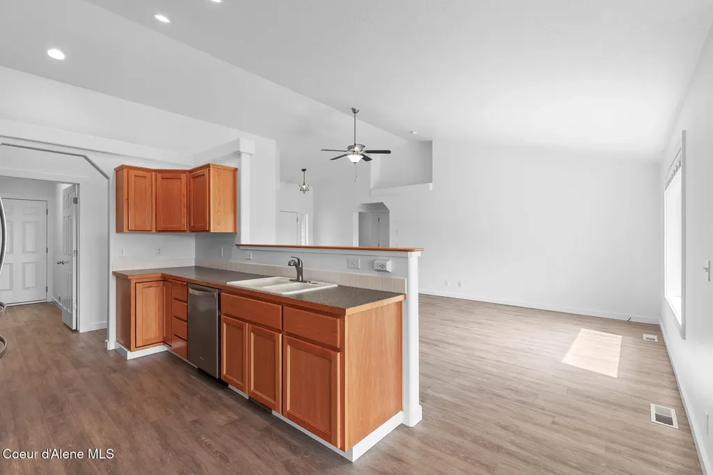 11984 N Stinson Drive Hayden ID 83835