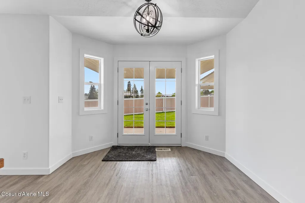 11984 N Stinson Drive Hayden ID 83835