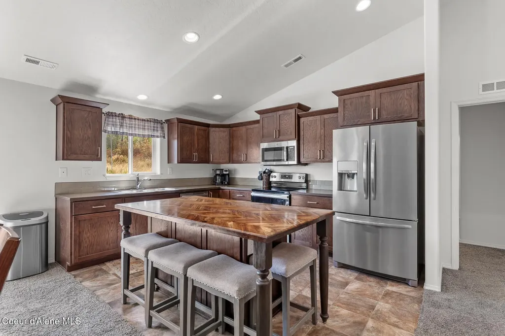 7316 W Radford Lane Worley ID 83876