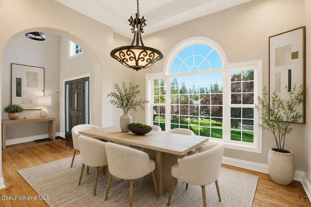 1611 E Heritage Lane Spokane WA 99208